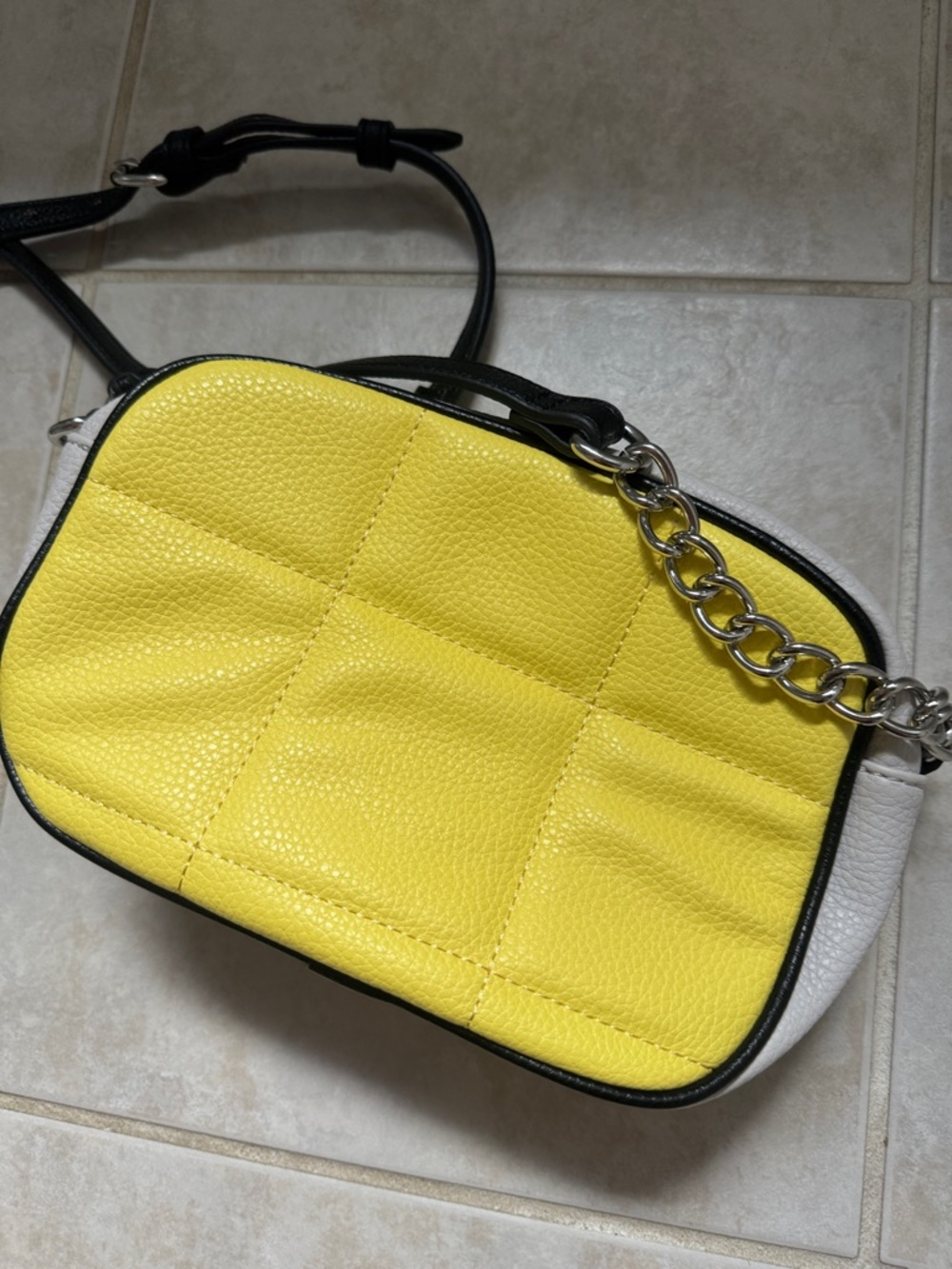 Tahari Yellow and White Crossbody Bag with Black Trim and Tassel - Picture 4 of 6